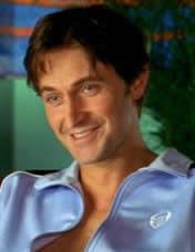Richard Armitage in Cold Feet, as Lee